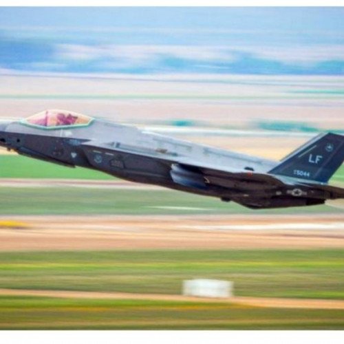 ABŞ Senatının komitəsi 95 ədəd F-35 təyyarəsinin alınmasına razılıq verib