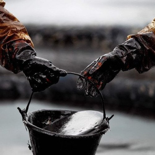 ABŞ neftinin qiyməti mənfiyə düşüb.